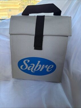 Sabre Insulated Lunch Bag - Light Gray with Blue Logo